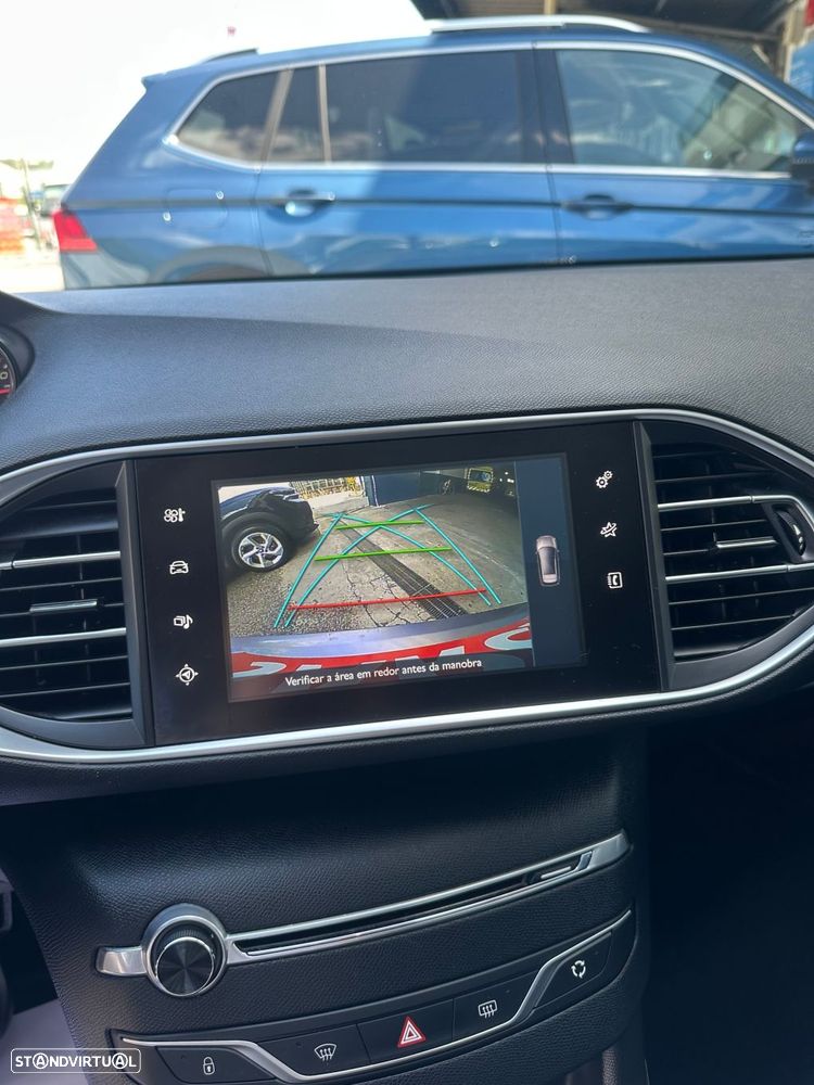 Peugeot 308 SW 1.6 BlueHDi Allure - 14