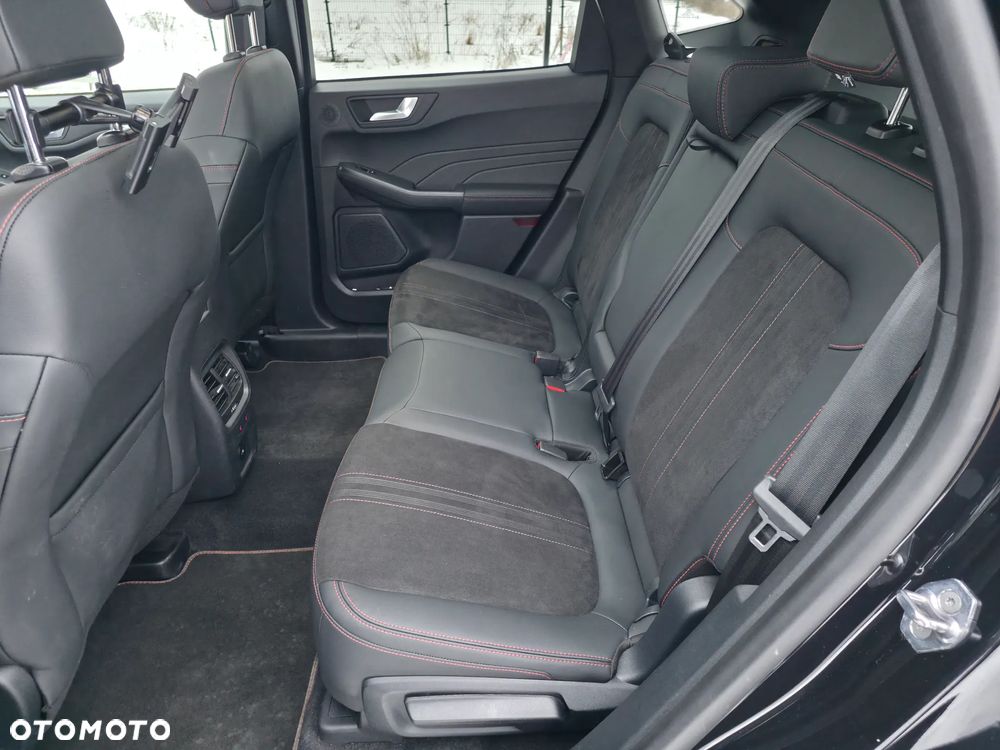 Ford Kuga 2.5P PHEV FWD ST-Line X eCVT - 18