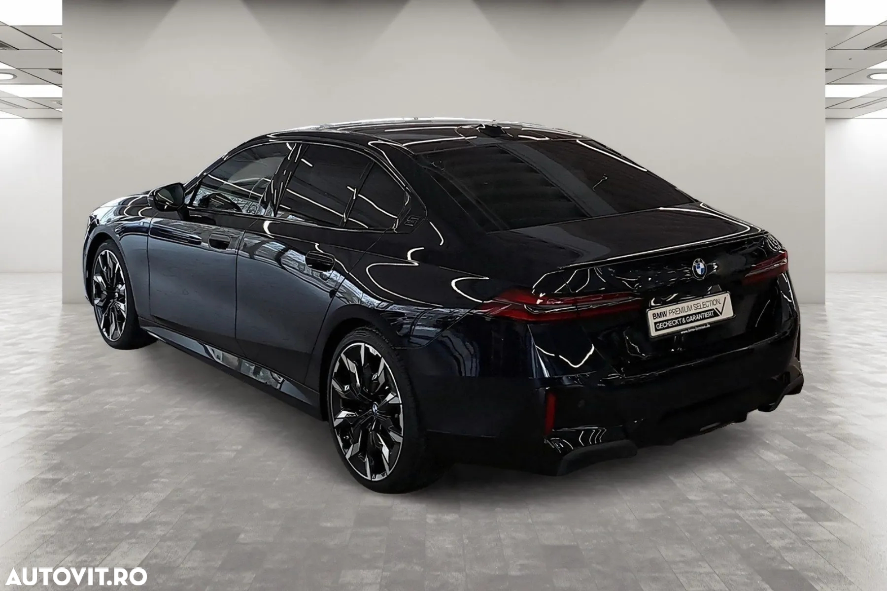 BMW Seria 5 520i Aut. - 4