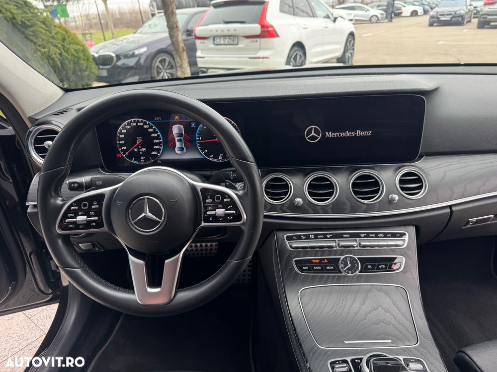 Mercedes-Benz E 220 d 9G-TRONIC - 9