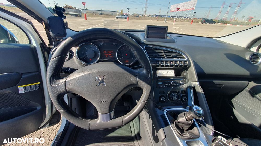 Peugeot 3008 2.0 HDI FAP Premium - 11