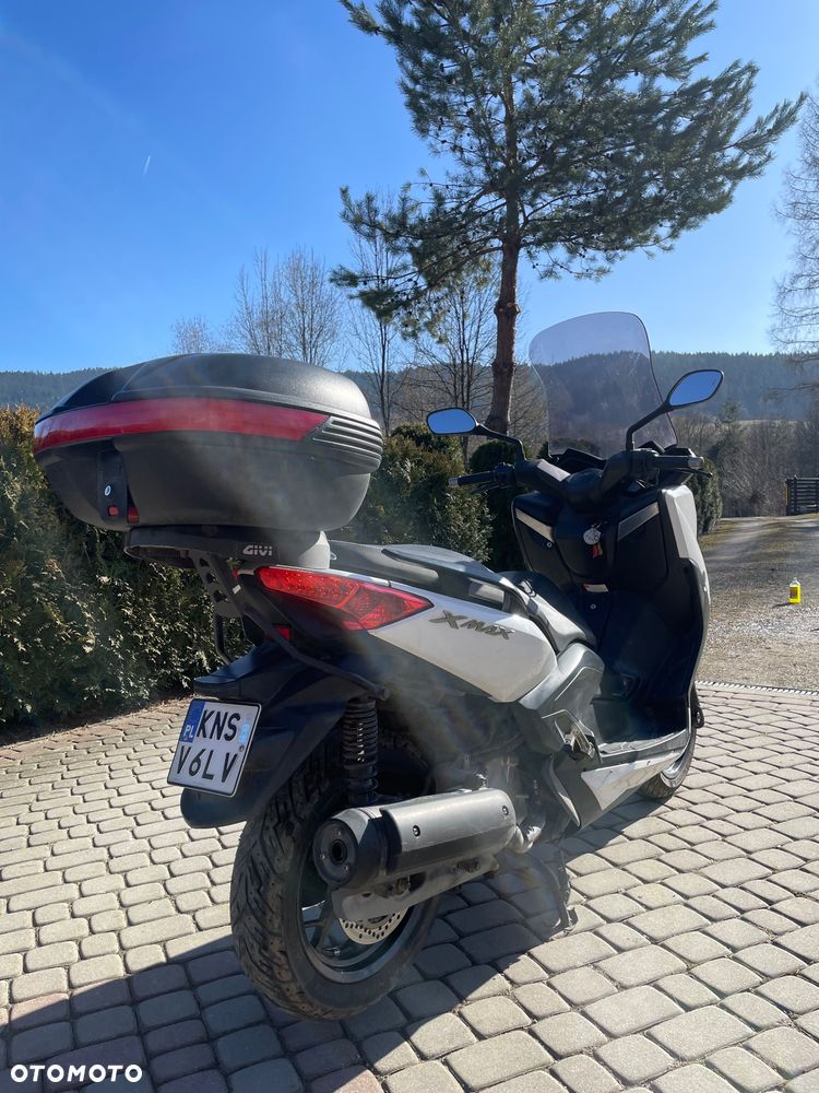 Yamaha X-max - 4