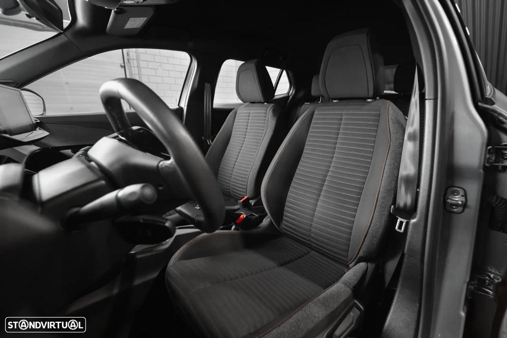 Peugeot 2008 1.2 PureTech Active Pack - 12