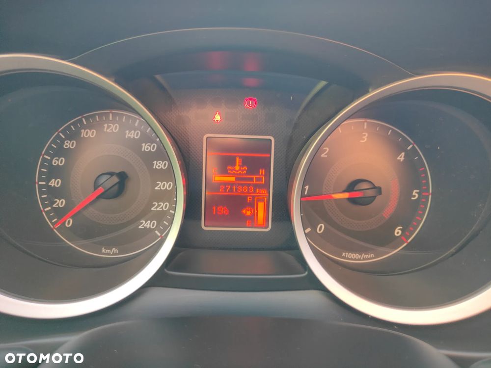 Mitsubishi Lancer 2.0 DID Intense - 10