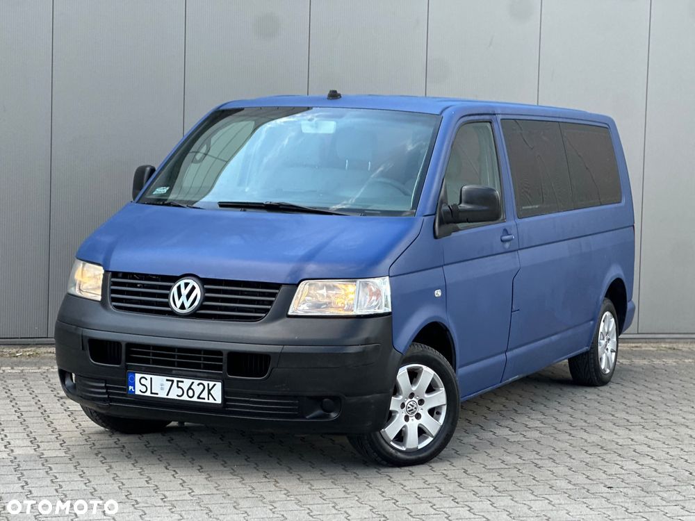 Volkswagen Caravelle - 1