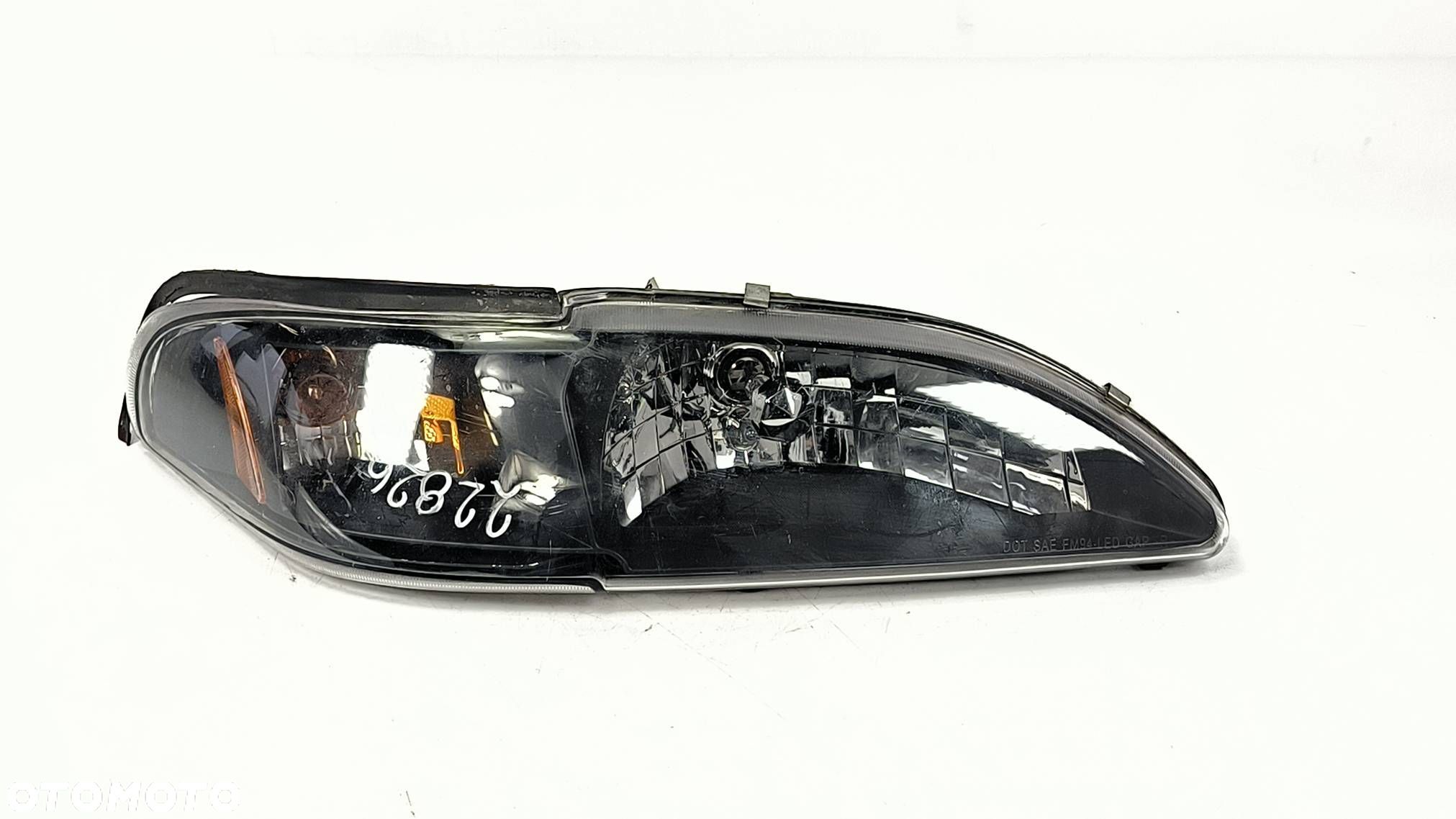 LAMPA PRAWA PRZÓD FORD MUSTANG IV - 1