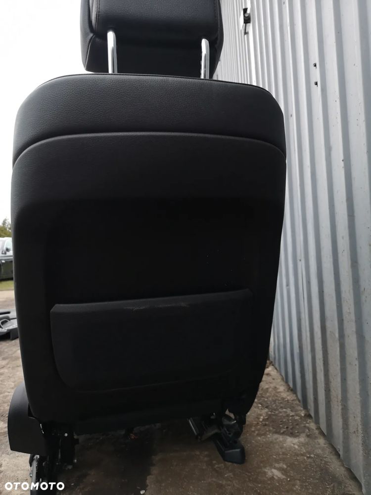 FOTELE PRZEDNIE SPORT PÓŁSKORZANE PODGRZEWANE SKŁADANA TYLNA KANAPA TAPICERKA CZARNA BMW 5 F10 SEDAN - 15