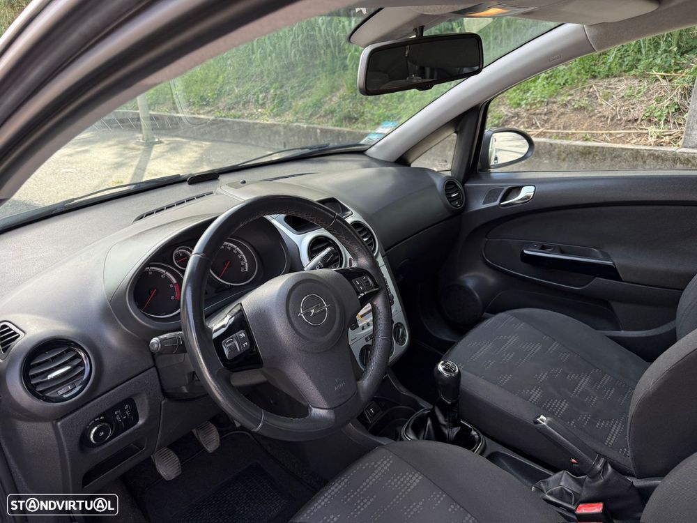 Opel Corsa - 12