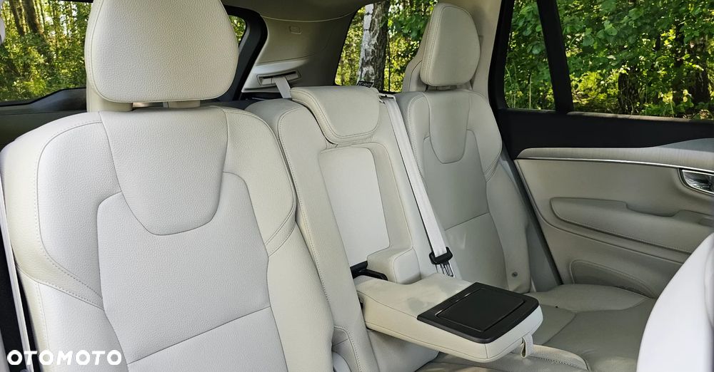 Volvo XC 90 B5 B AWD Ultra Bright - 29