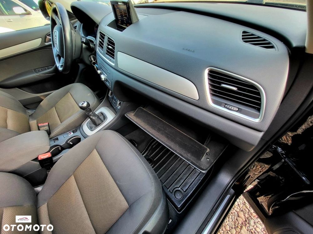 Audi Q3 - 18