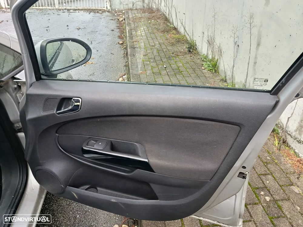 Opel Corsa 1.3 CDTI DPF EcoFLEX S&S Active - 13