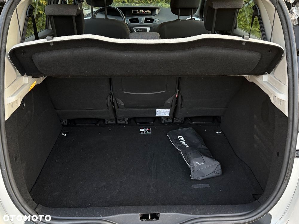 Renault Scenic - 9