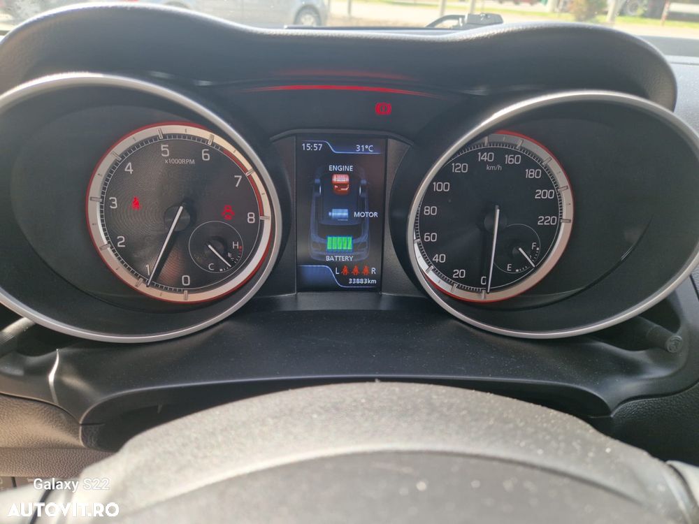 Suzuki Swift 1.2 Dualjet 12V MHEV Passion - 13