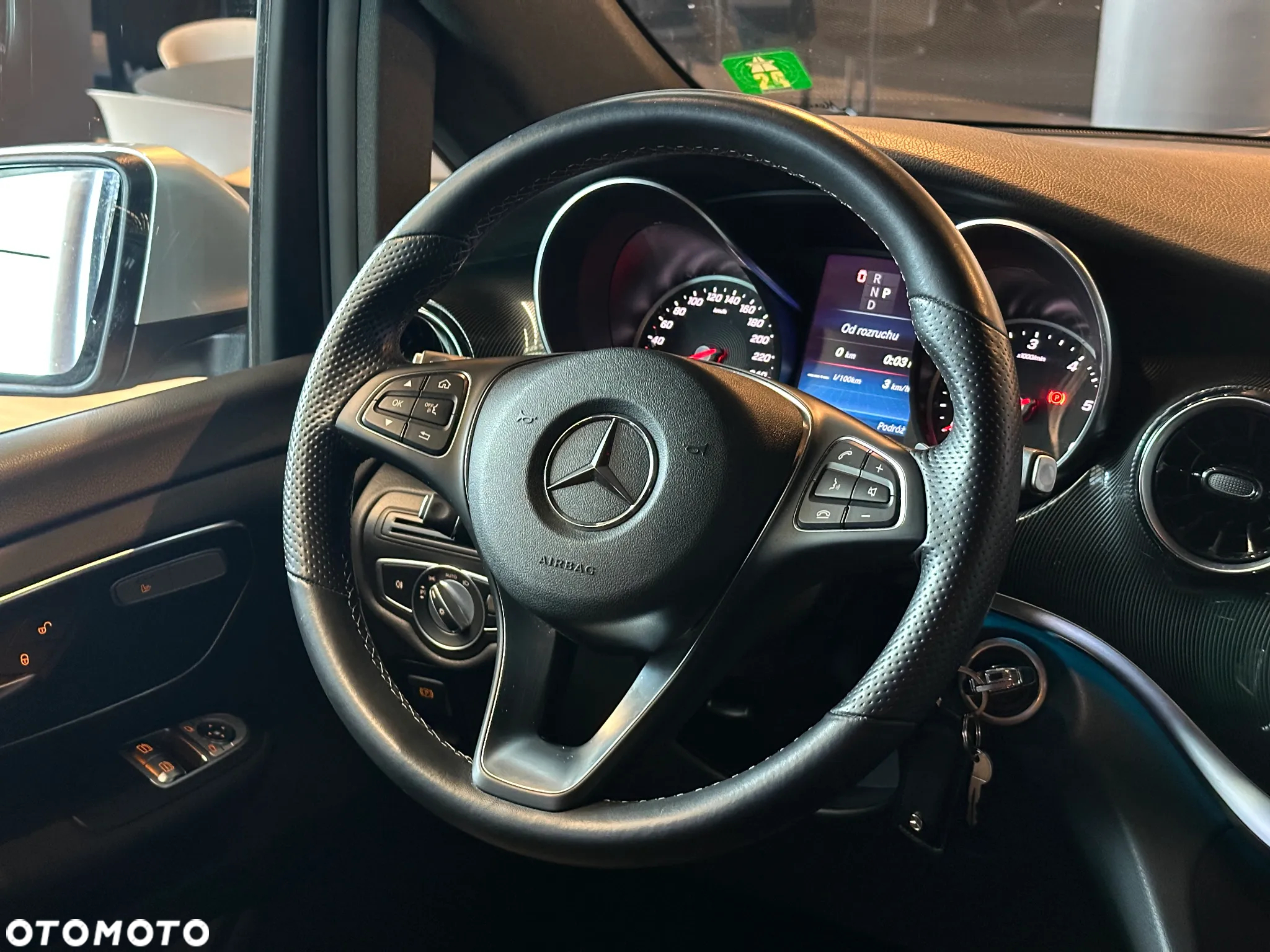 Mercedes-Benz Klasa V 250 d 9G-Tronic (d³ugi) - 10