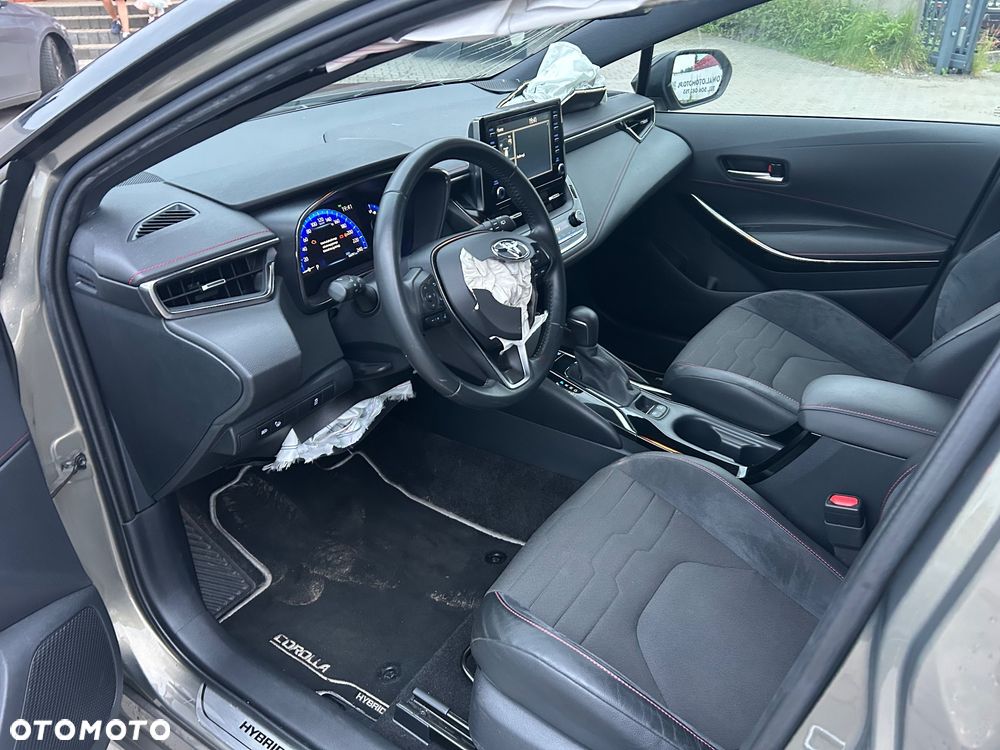 Toyota Corolla 2.0 Hybrid Style - 6