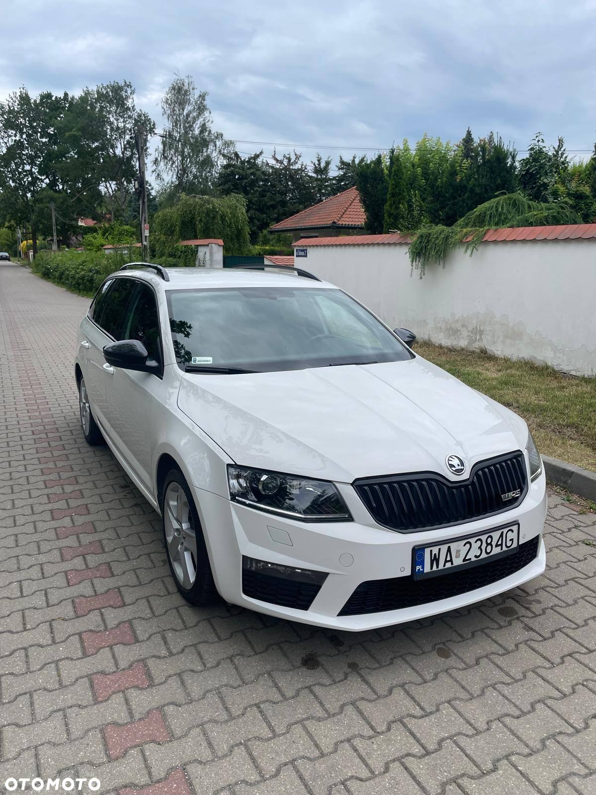 Skoda Octavia 2.0 TDI RS DSG - 10