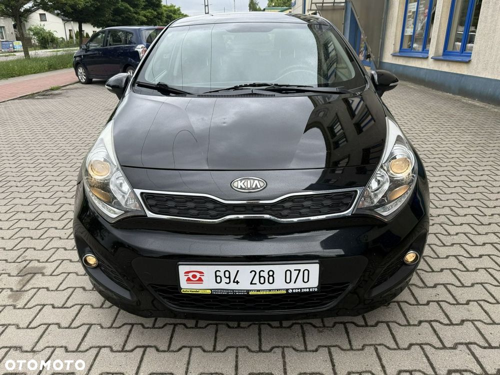 Kia Rio - 16