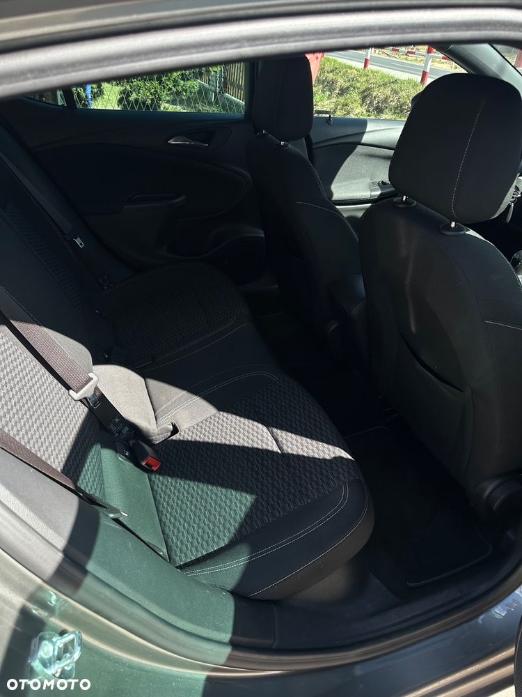 Opel Astra 1.4 Turbo Dynamic - 14