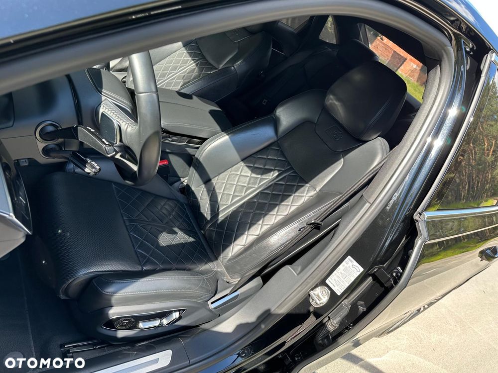 Audi A8 - 9