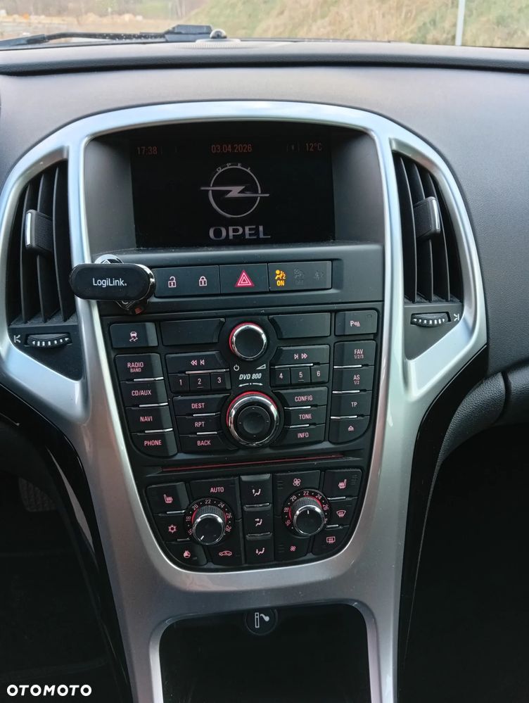 Opel Astra 1.6 Turbo Edition - 12