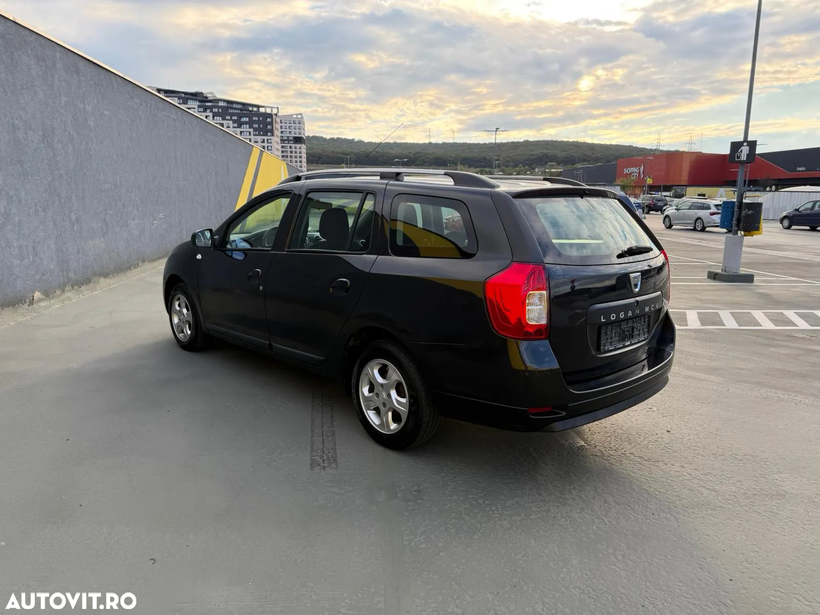 Dacia Logan Van - 2