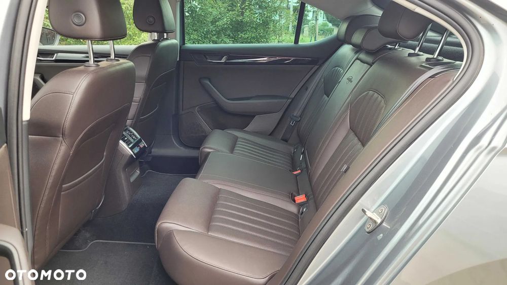 Skoda Superb 2.0 TSI L&K DSG - 16
