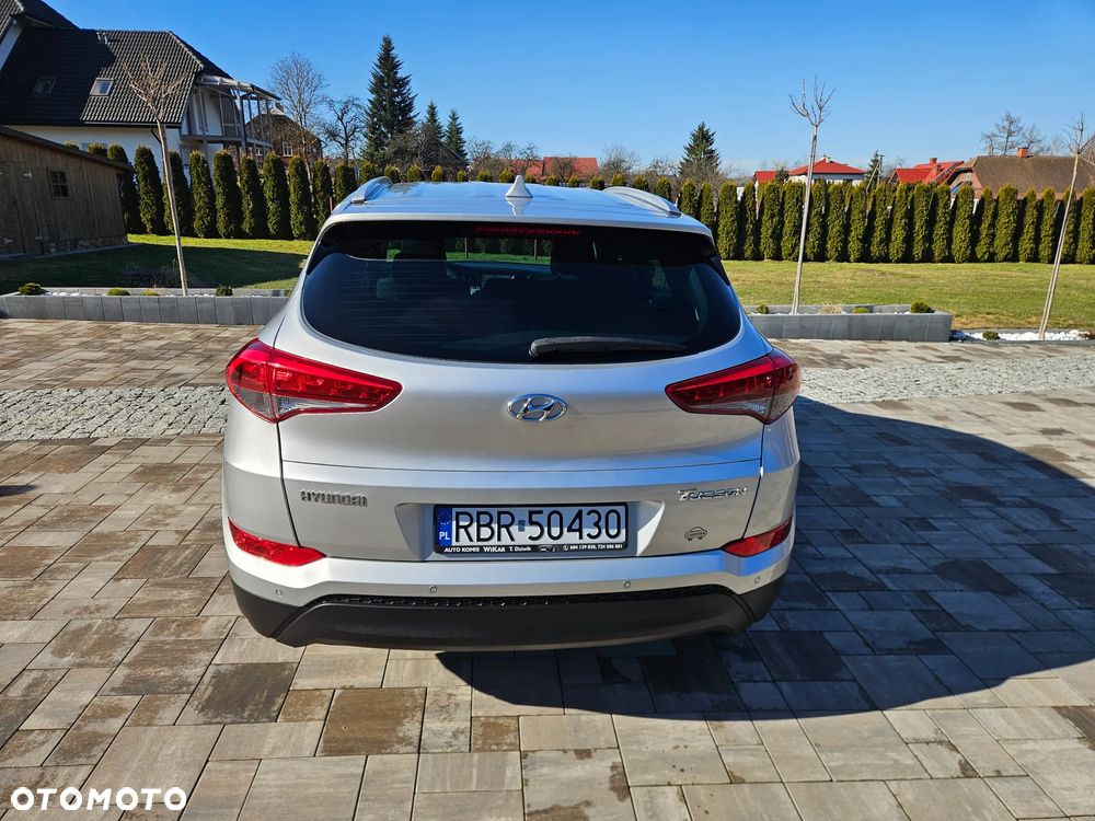 Hyundai Tucson 1.6 GDi 2WD Pure - 16