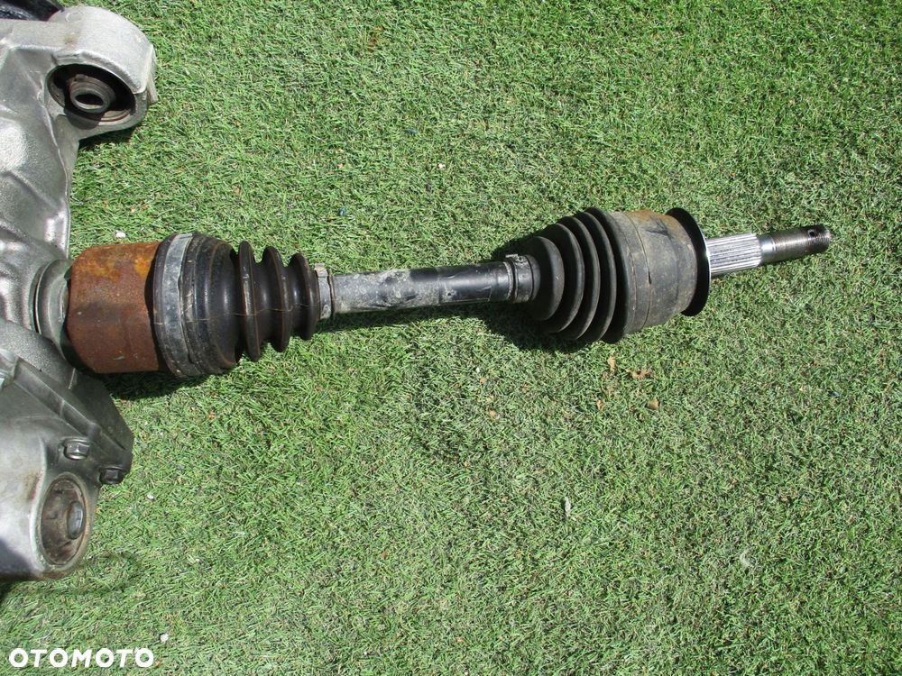 półoś przednia do alaskan navara np300 17r - 2