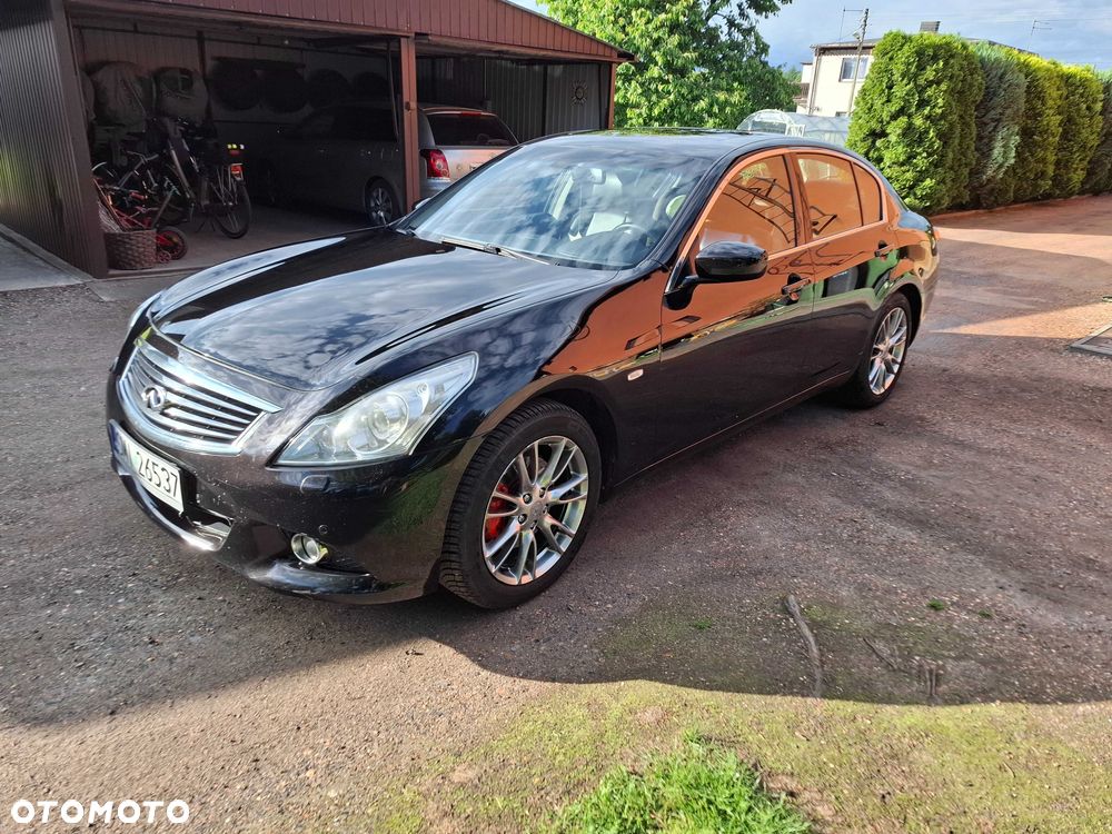 Infiniti G - 1