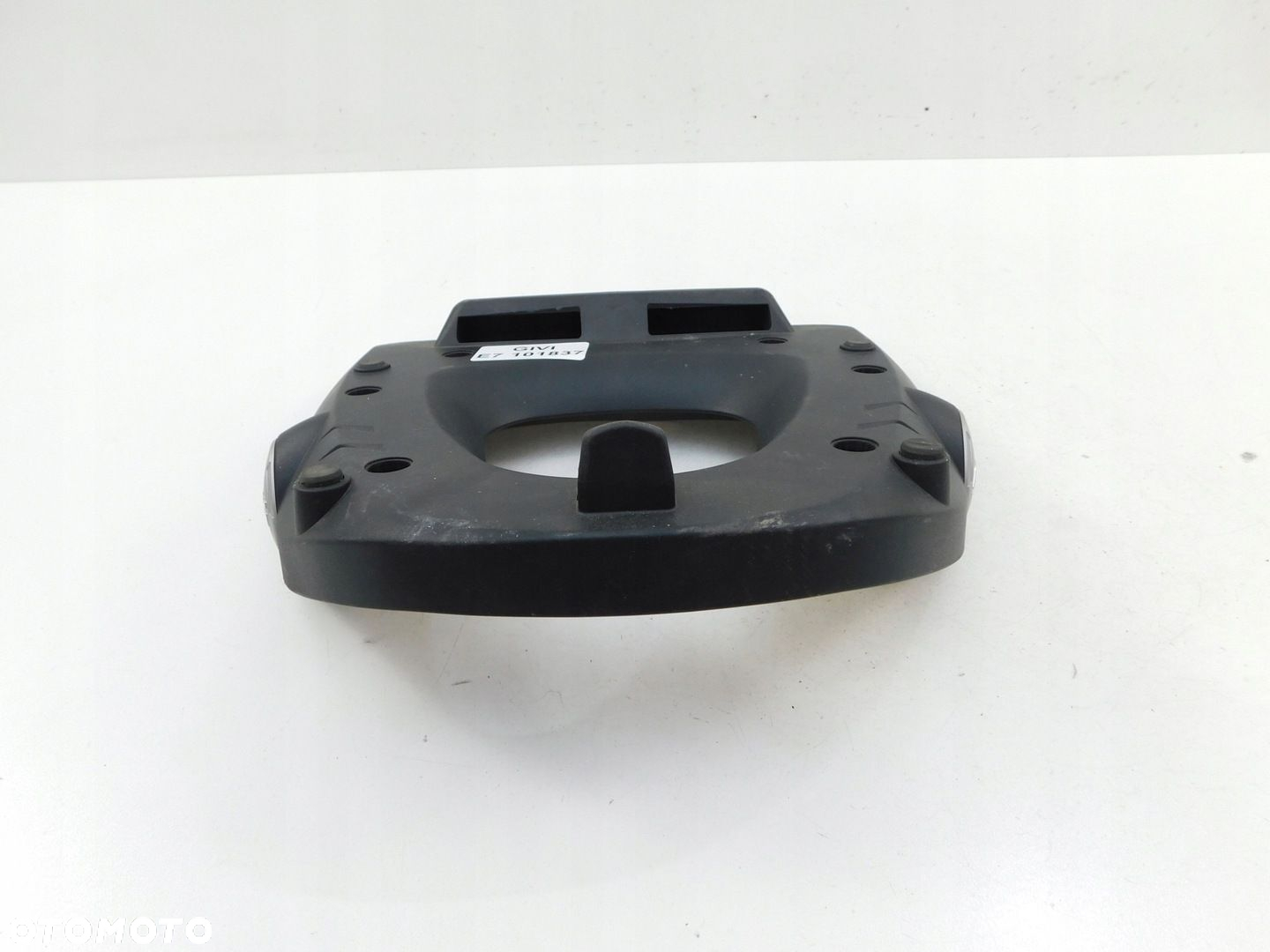 GIVI PŁYTA POD KUFER - 3
