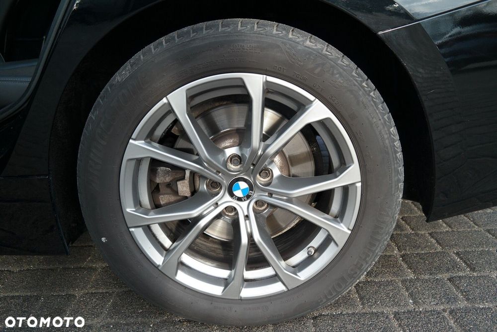 BMW Seria 3 - 35
