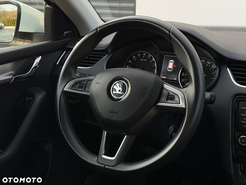 Skoda Octavia 2.0 TDI DSG Premium Edition - 10