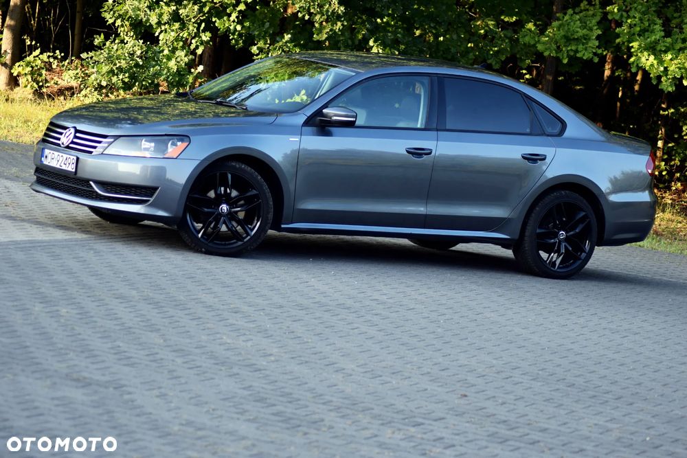 Volkswagen Passat - 11