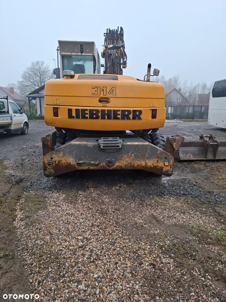 Liebherr A314 - 4