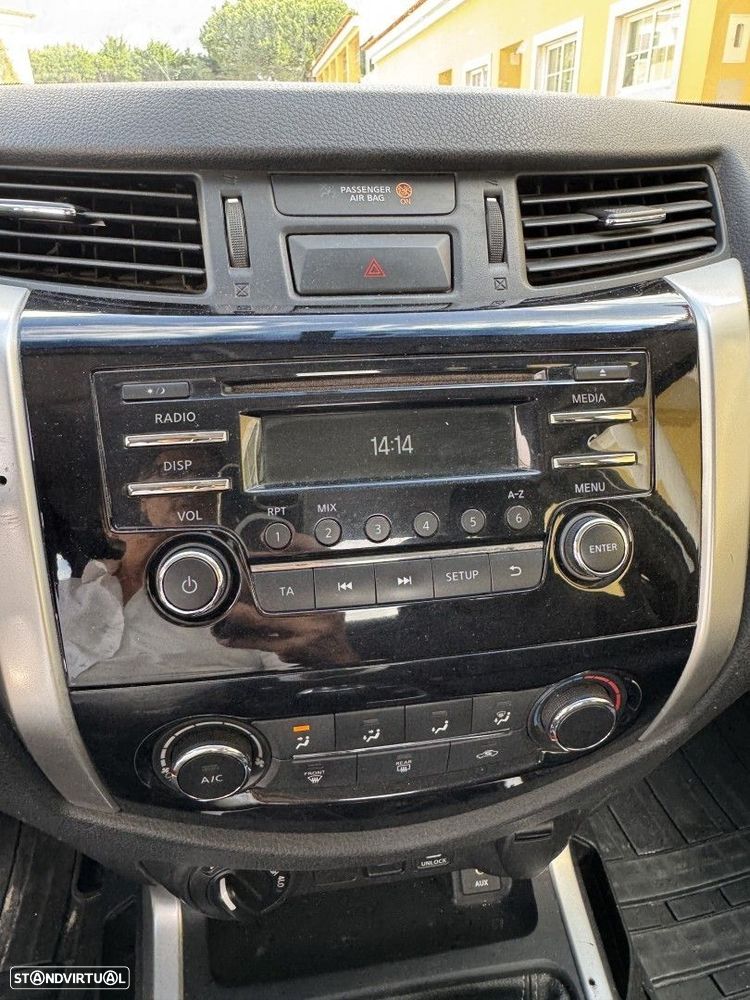 Nissan Navara 2.3 dCi CD 4WD N-Connecta - 13
