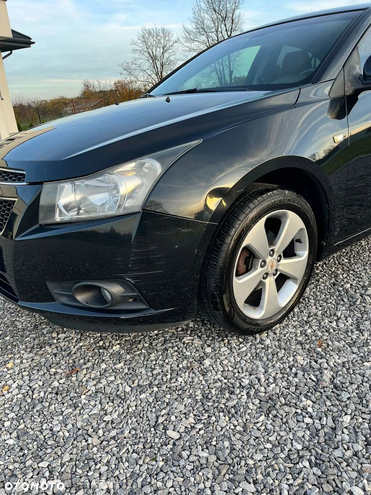 Chevrolet Cruze 1.8 LT - 9