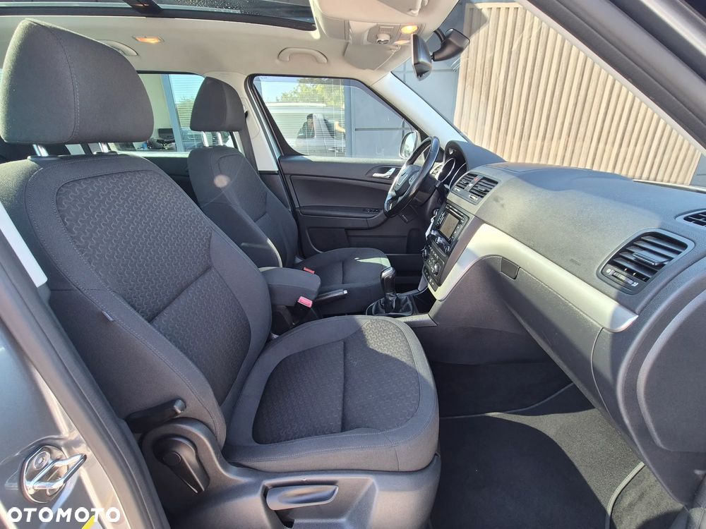 Skoda Yeti 2.0 TDI 4x4 Ambition PLUS EDITION - 30