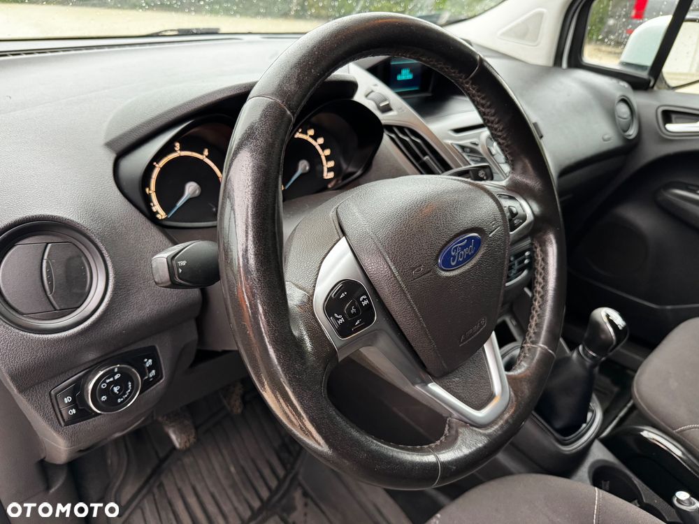 Ford TRANSIT Courier - 6