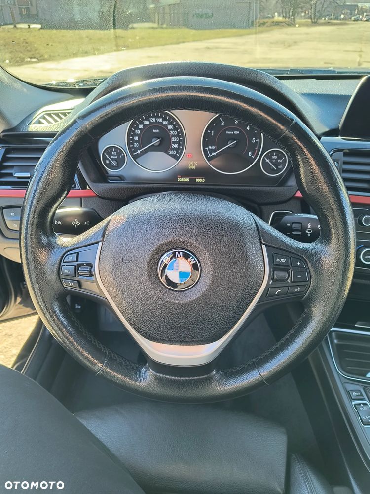 BMW Seria 3 318d Sport Line - 5