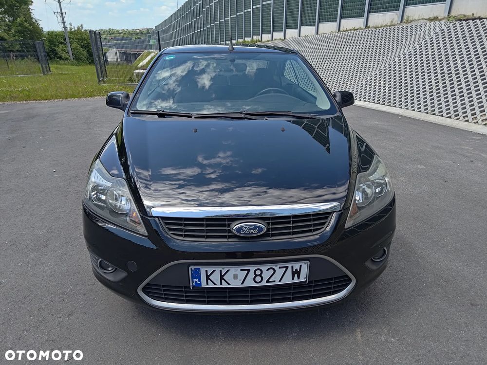 Ford Focus 2.0 16V Style - 8