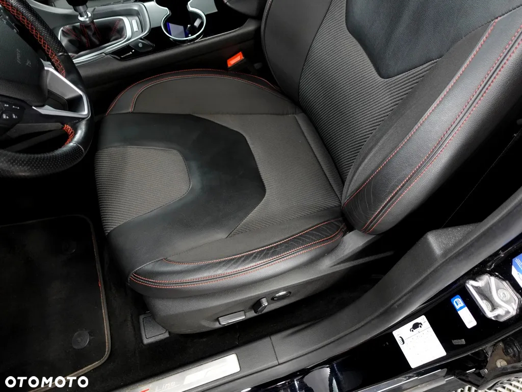 Ford Mondeo 2.0 TDCi ST-Line - 11