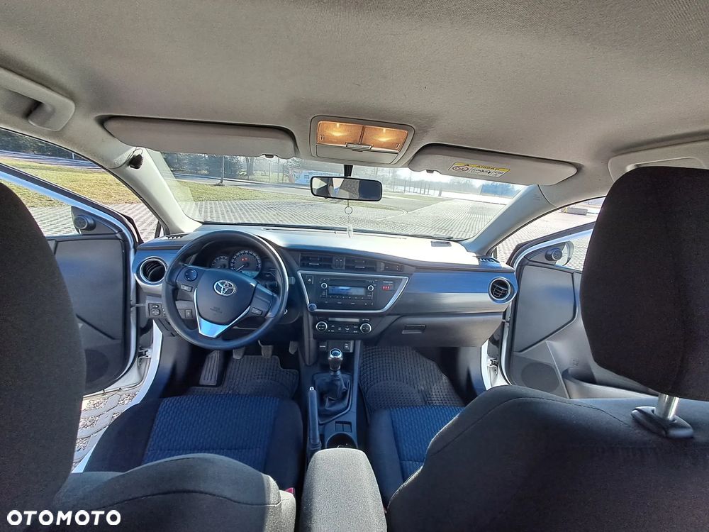 Toyota Auris 1.4 D-4D Active - 13