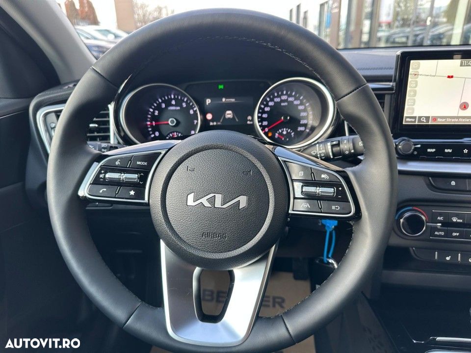 Kia XCeed - 12