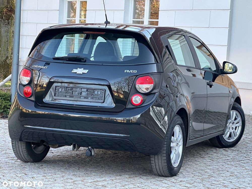 Chevrolet Aveo 1.4 16V Base - 22