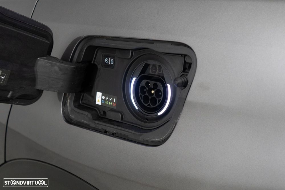 Peugeot 3008 1.6 Hybrid GT e-EAT8 - 21