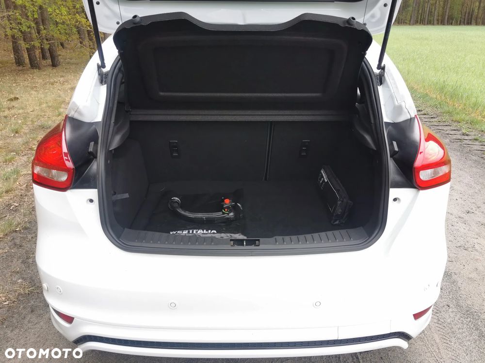 Ford Focus 1.5 EcoBoost STart-Stopp-System ST-LINE - 25