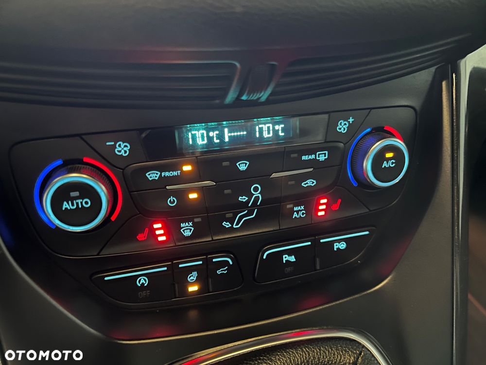 Ford Kuga 2.0 TDCi 4x2 ST-Line - 21