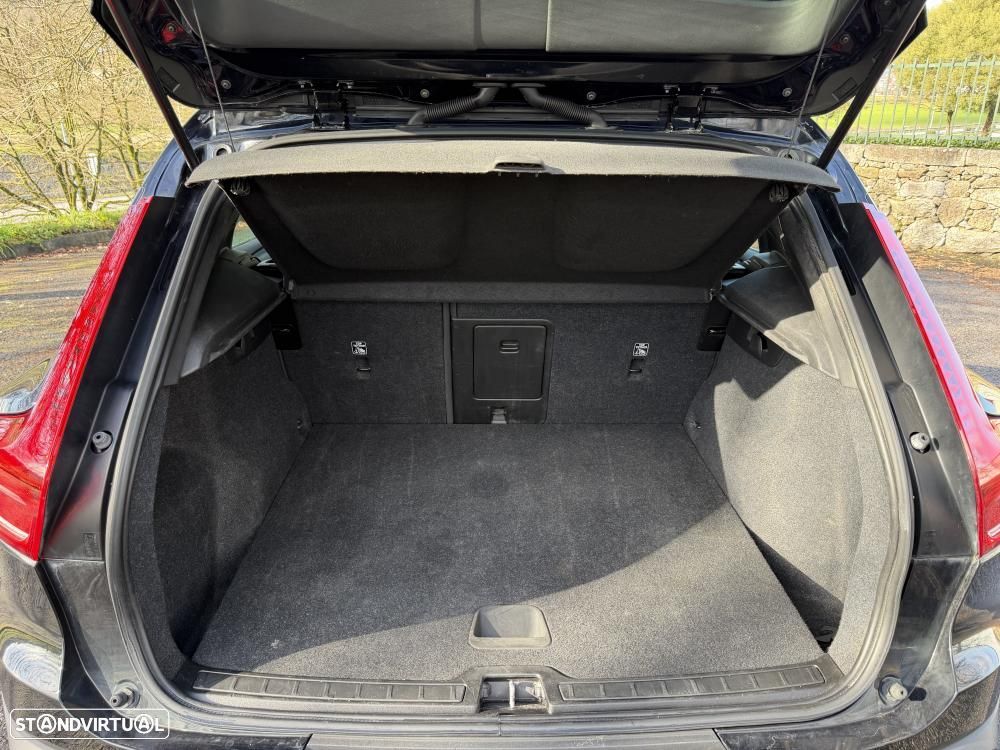 Volvo XC 40 Recharge 69 kWh Single Motor Plus - 28