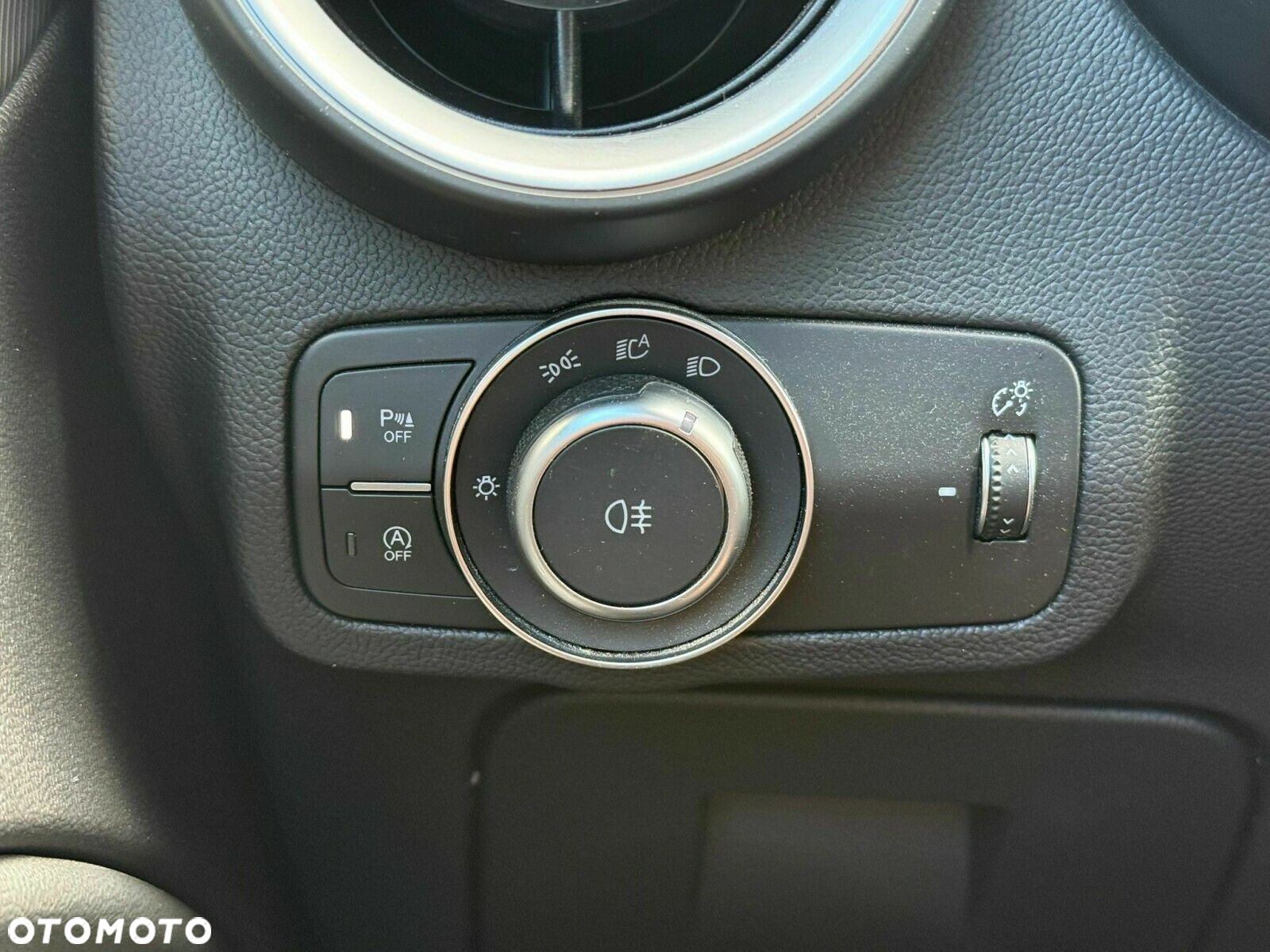 Alfa Romeo Stelvio - 25