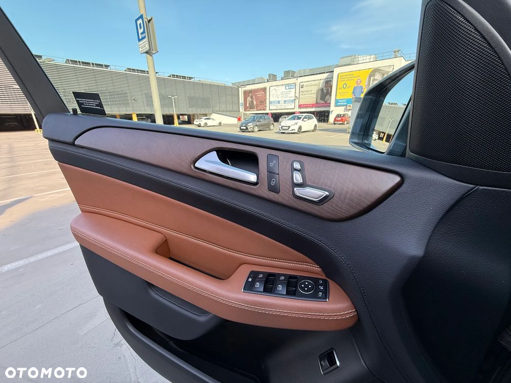 Mercedes-Benz GLE 250 d 4-Matic - 11